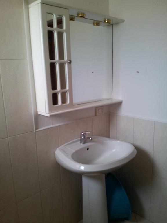Velaj Apartments Orikum Quarto foto