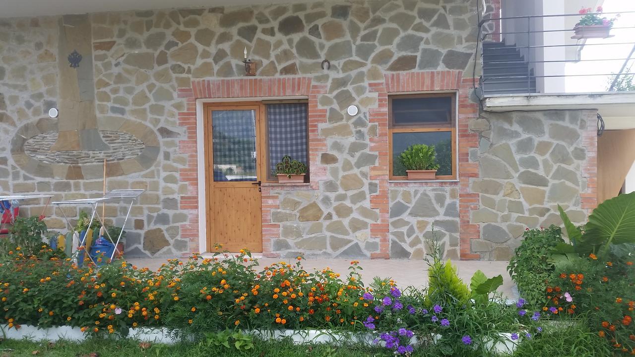 Velaj Apartments Orikum Exterior foto